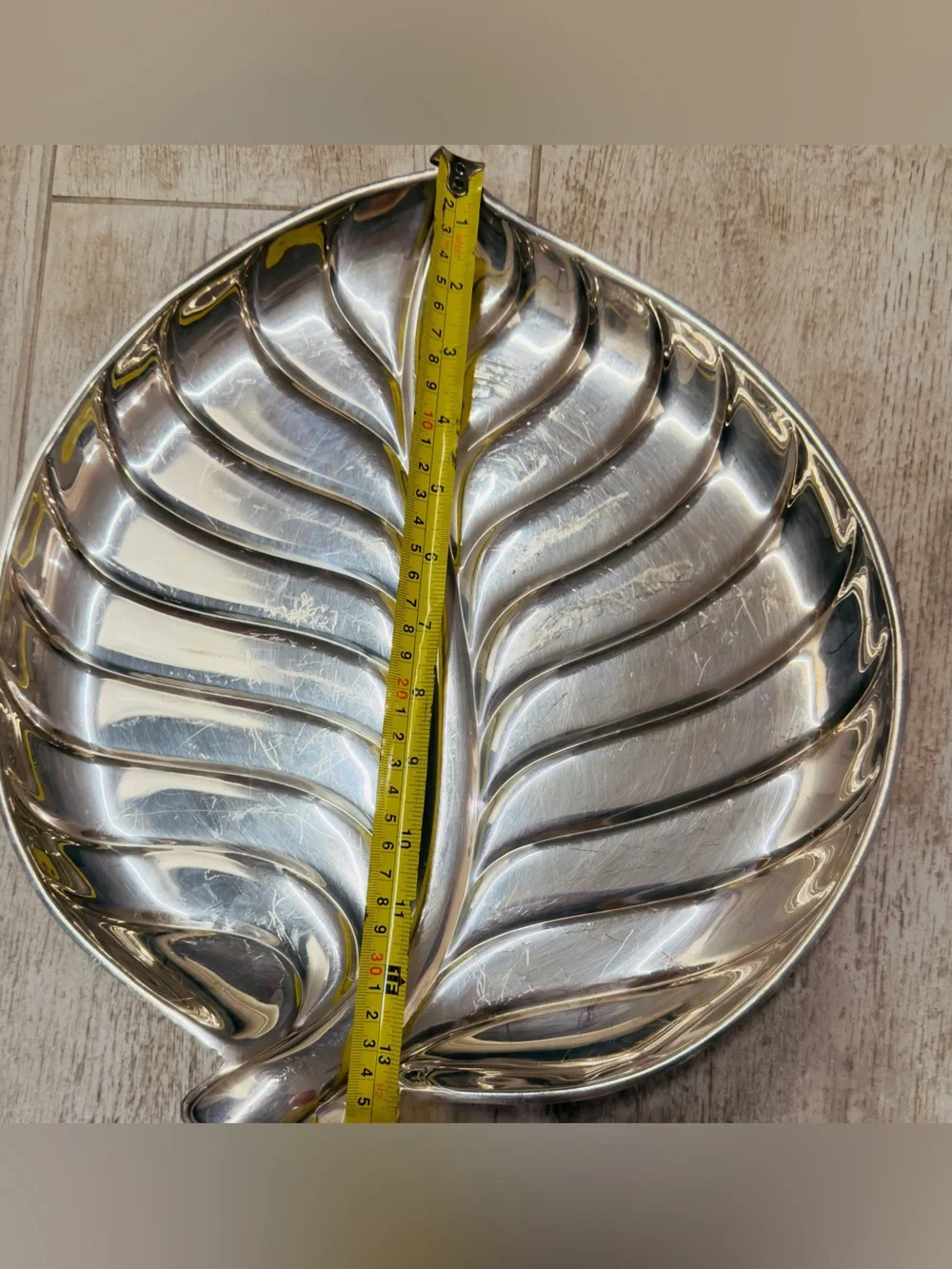 VINTAGE International Silver Company Silver Plated Silver Leaf Serving Tray